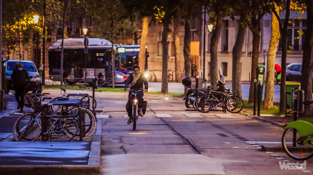 Éclairage vélo, un nouvel arrêté qui s'adapte aux nouvelles mobilités
