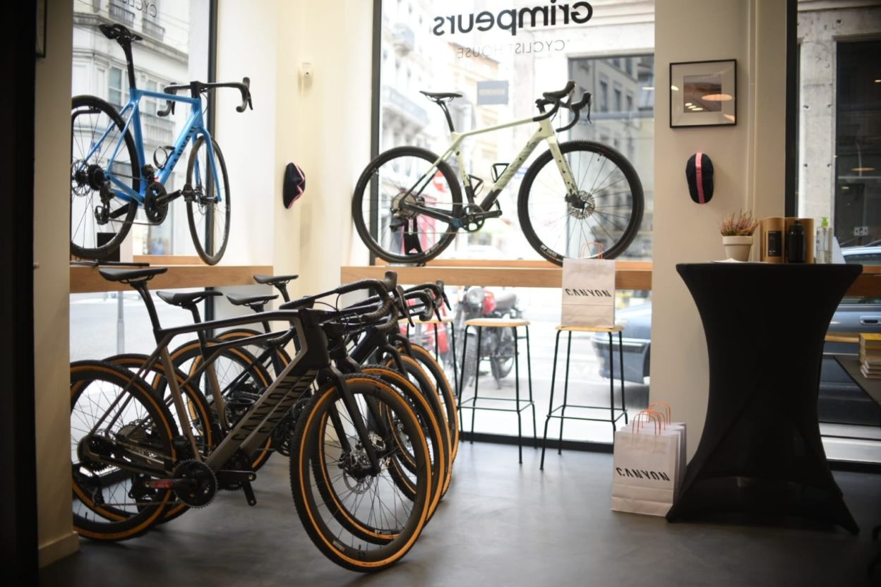 Grimpeurs x Canyon, le café vélo hype de Lyon s'offre un partenariat