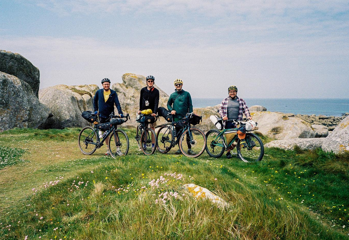 Breizhpacking - trip vélo, Bretagne, crêpes et Super 8